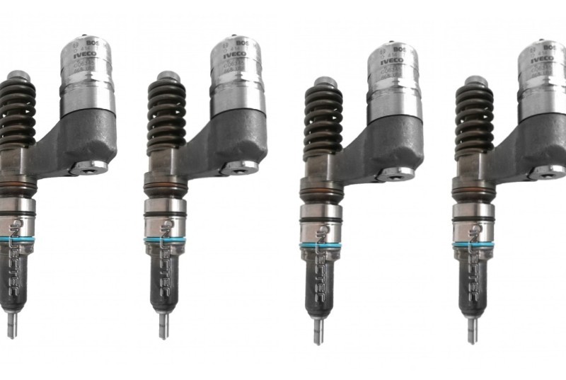 Bosch sada 4 ks vstřikovačů 0414701006