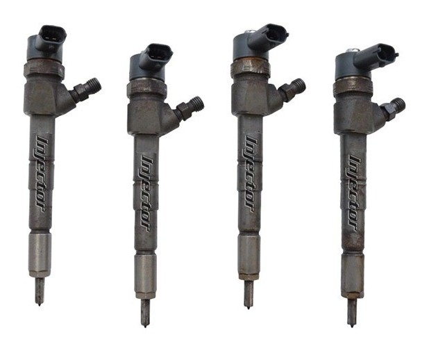 Lancia Delta 1.6 D Multijet 77 KW 105 HP sada 4 ks použitých vstřikovačů BOSCH 55246223